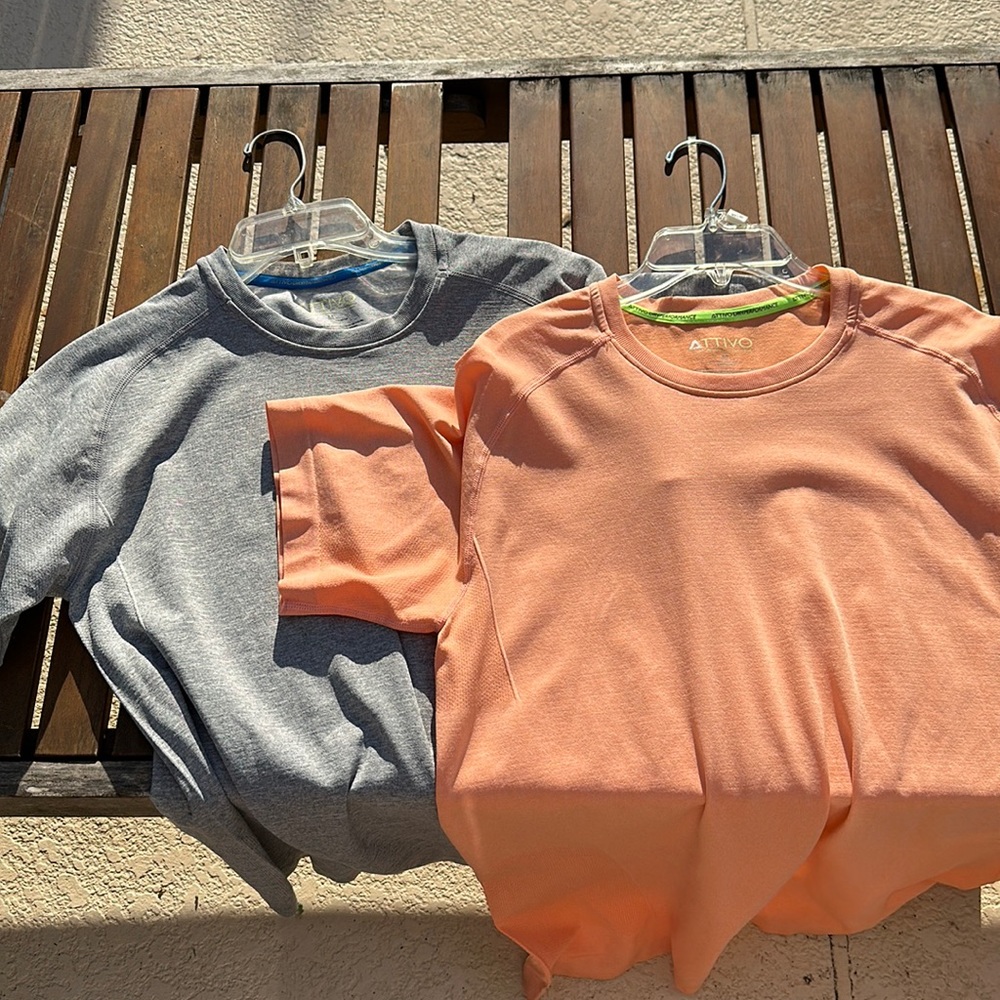 2 Attivo performance Tee Shirt - gray and orange - mediums new without tags